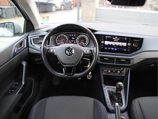Volkswagen Polo 1.0 TSI Business United Pakket, Stoelverw, LMV, Carplay Lente actie