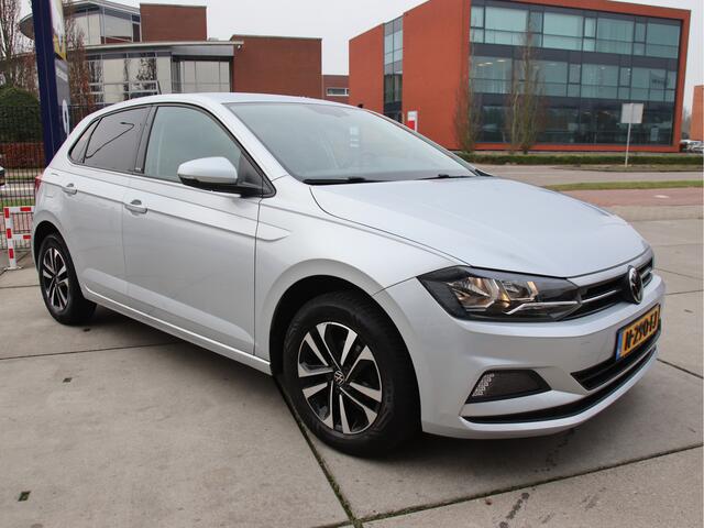 Volkswagen Polo 1.0 TSI Business United Pakket, Stoelverw, LMV, Carplay Lente actie