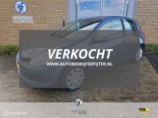 RENAULT CLIO 1.2-16V Dynamique Comfort
