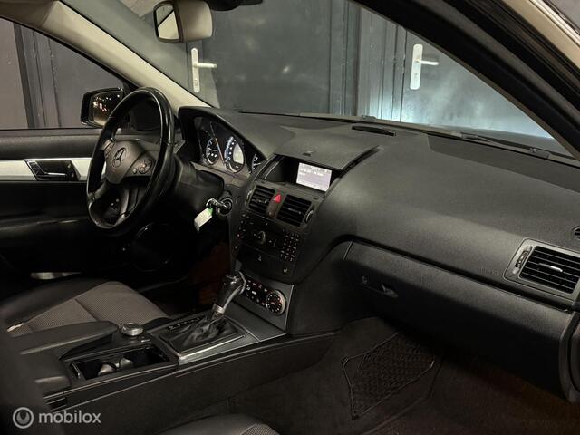 Mercedes-Benz C-Klasse 200 CGI BlueEFFICIENCY Avantgarde Netjes