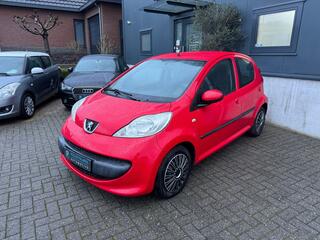 PEUGEOT 107 1.0-12V XR