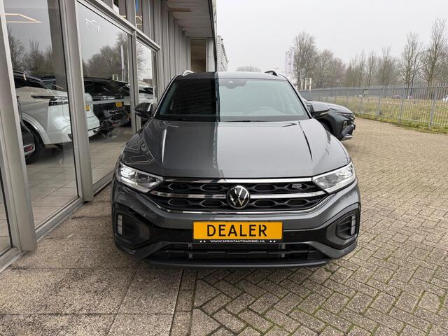 Volkswagen T-ROC 1.5 TSI R-Line Business 150PK / ACHTERUITRIJCAMERA / CARPLAY