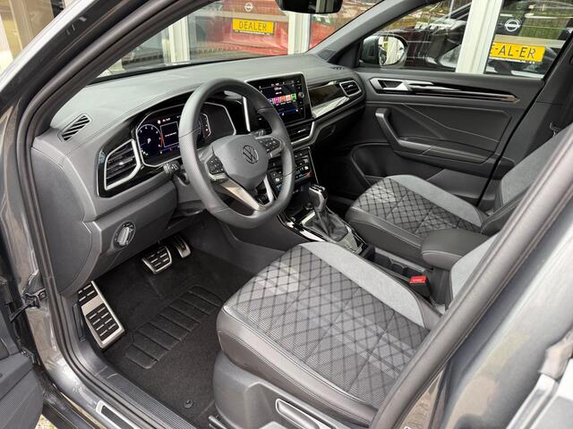 Volkswagen T-ROC 1.5 TSI R-Line Business 150PK / ACHTERUITRIJCAMERA / CARPLAY