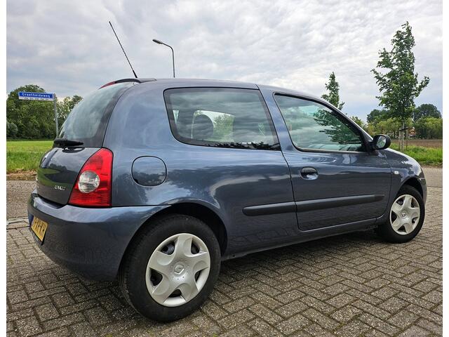 Renault Clio 1.2 Campus Acc�s met Slechts 95000 km NAP 