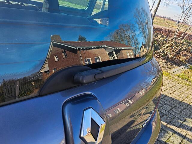 Renault Clio 1.2 Campus Acc�s met Slechts 95000 km NAP 