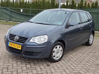 VOLKSWAGEN POLO 1.4-16V Optive Airco/5DRS/NAP