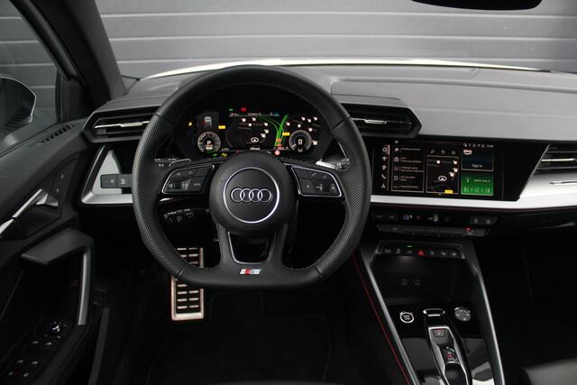 Audi A3 SPORTBACK 45 TFSI e S edition Competition | fabrieksgarantie | Panorama Dak | 3x S-line | Leer | ACC | Matrix