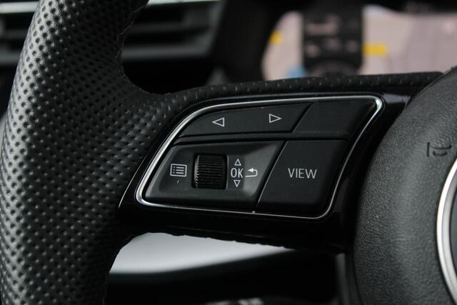 Audi A3 SPORTBACK 45 TFSI e S edition Competition | fabrieksgarantie | Panorama Dak | 3x S-line | Leer | ACC | Matrix