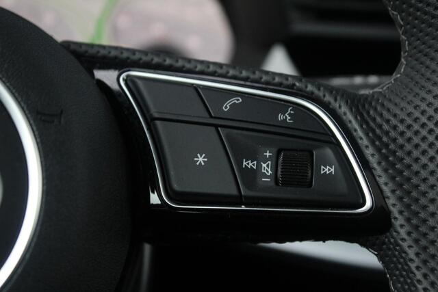 Audi A3 SPORTBACK 45 TFSI e S edition Competition | fabrieksgarantie | Panorama Dak | 3x S-line | Leer | ACC | Matrix