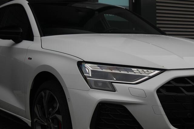 Audi A3 SPORTBACK 45 TFSI e S edition Competition | fabrieksgarantie | Panorama Dak | 3x S-line | Leer | ACC | Matrix