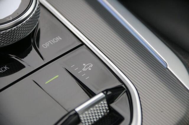 BMW X5 XDrive45e High Executive PANO-DAK DEALER. OND. NL-AUTO SOH 82,3%