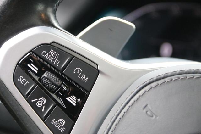 BMW X5 XDrive45e High Executive PANO-DAK DEALER. OND. NL-AUTO SOH 82,3%