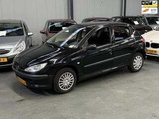 PEUGEOT 206 1.4 Air-line Nieuwe APK NAP Koppeling vervangen