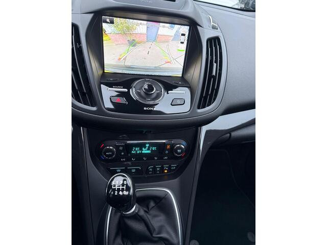 Ford Kuga 1.5 Titanium Styling Pack Pano, camera, cruise