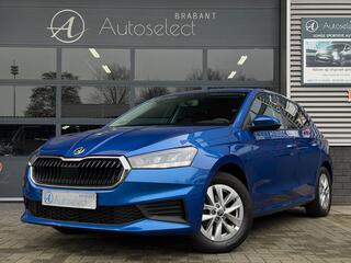 SKODA FABIA 1.0 MPI Ambition LED CarPlay PDC