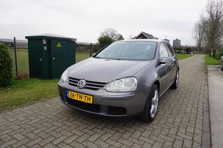 Volkswagen Golf V