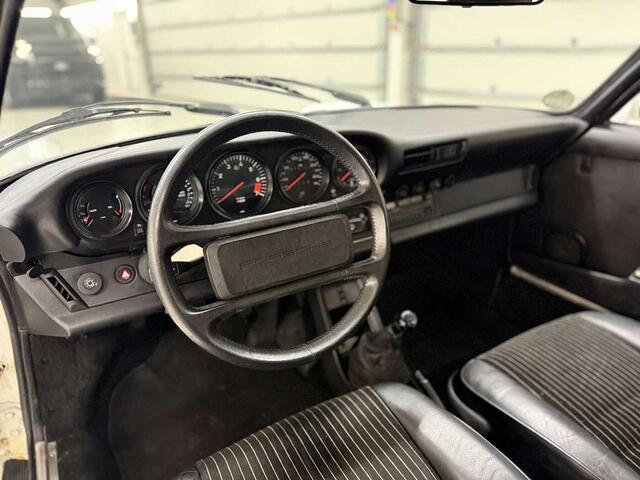 Porsche 911 Porsche 911 Carrera /Open dak Full Servicebook