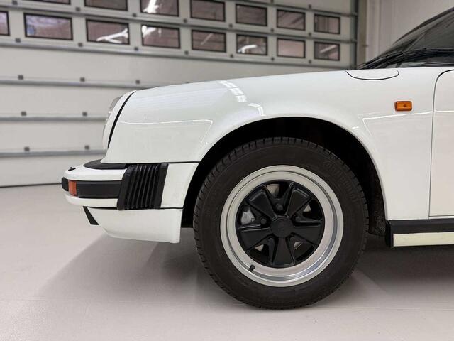 Porsche 911 Porsche 911 Carrera /Open dak Full Servicebook