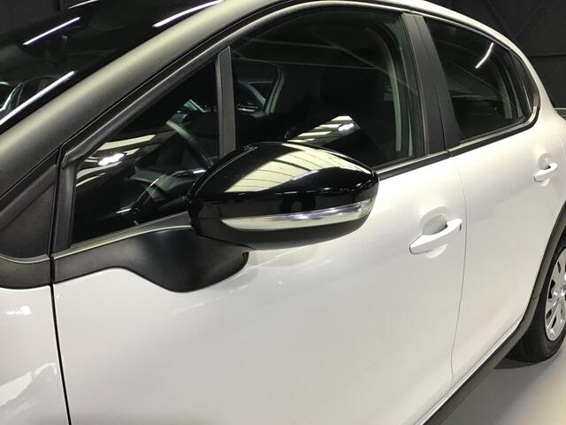 Citroen C3 1.5 BlueHDi S&S Feel Edition I Kln Brt I Climate & Cruise contr. I Navi I Carplay I Park.sens. I Isofix I BT I BTW .