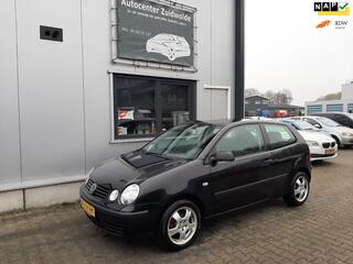 VOLKSWAGEN POLO 1.4-16V airco cruise