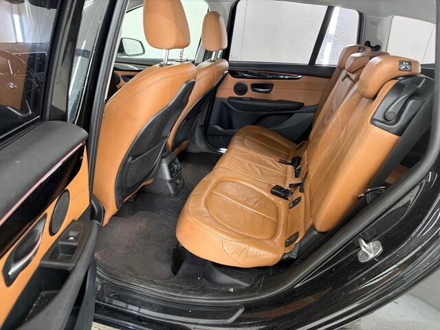 BMW 2-Serie GRAN TOURER 220i 7p. High Executive / NL PRIJS 15599