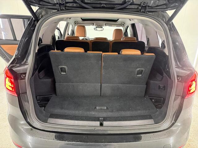 BMW 2-Serie GRAN TOURER 220i 7p. High Executive / NL PRIJS 15599