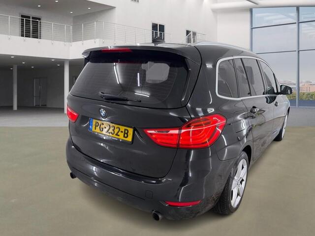 BMW 2-Serie GRAN TOURER 220i 7p. High Executive / NL PRIJS 15599