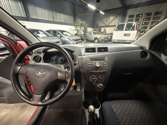 Daihatsu Cuore 1.0 Premium // 1e Eig // airco 