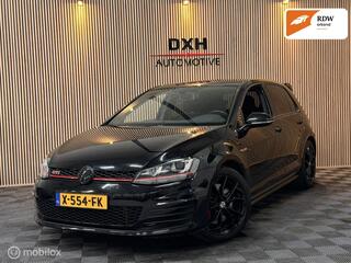 Volkswagen Golf VII