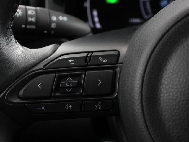 Toyota Yaris 1.5 Hybrid Dynamic Automaat Climate control Cruise control adaptieve LED Achteruitrijcamera Lane assist Apple Carplay/ Android Auto Keyless star