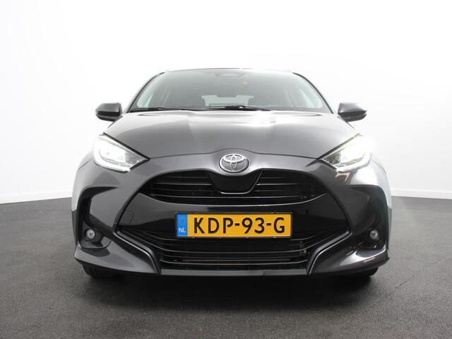 Toyota Yaris 1.5 Hybrid Dynamic Automaat Climate control Cruise control adaptieve LED Achteruitrijcamera Lane assist Apple Carplay/ Android Auto Keyless star