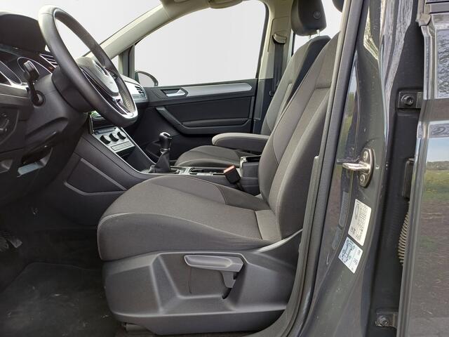 Volkswagen Touran TSI Comfortline 7-Pers. /Clima/Navi/Carplay/Cruise/