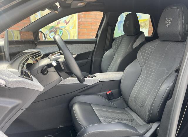 Peugeot 3008 Hybrid 145 GT | Stoel- en stuurverwarming | Elektrische achterklep | Keyless | Camera rondom |