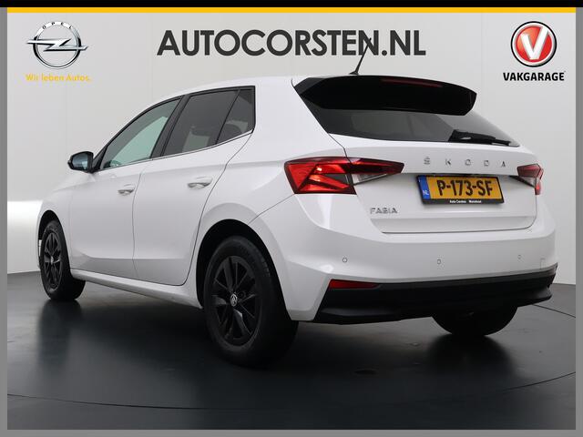 Skoda Fabia 96PK Navi Camera Pdc Apple Carplay Android Keyless Stoelverwarming Cruise Control ECC Lmv Isofix Privacyglas Led Smartlink Bluetooth Licht-/Rege