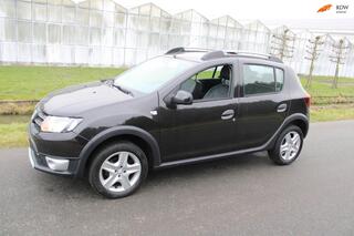 DACIA SANDERO 0.9 TCe Stepway Laur�ate met Leder Navigatie en Airco