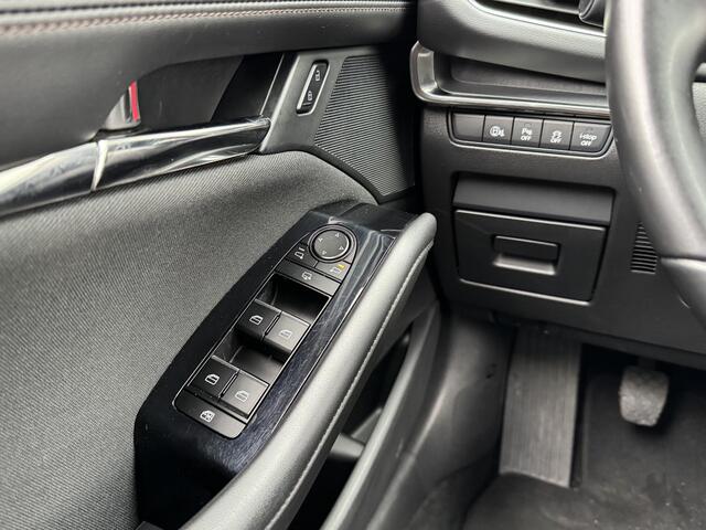 Mazda 3 2.0 E-SKYACTIV-X M HYBRID 186 HOMURA I P-CAMERA I ADAPTIVE CRUISE CONTROL I NAVIGATIE I CLIMATE CONTROL I APPLE CARPLAY
