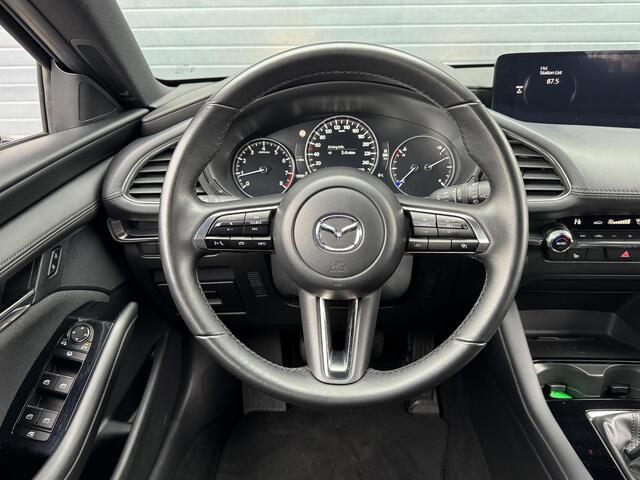 Mazda 3 2.0 E-SKYACTIV-X M HYBRID 186 HOMURA I P-CAMERA I ADAPTIVE CRUISE CONTROL I NAVIGATIE I CLIMATE CONTROL I APPLE CARPLAY