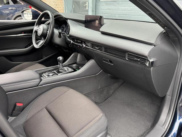 Mazda 3 2.0 E-SKYACTIV-X M HYBRID 186 HOMURA I P-CAMERA I ADAPTIVE CRUISE CONTROL I NAVIGATIE I CLIMATE CONTROL I APPLE CARPLAY