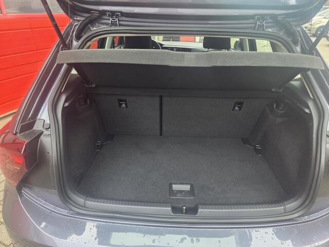 Volkswagen Polo 1.0 TSI Life Cruise control/ Navigatie/ Apple carplay- Android auto/ LM velgen/ Rijklaarprijs