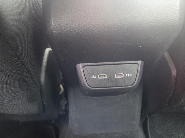 Volkswagen Polo 1.0 TSI Life Cruise control/ Navigatie/ Apple carplay- Android auto/ LM velgen/ Rijklaarprijs