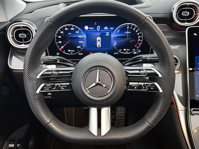 Mercedes-Benz GLC Coup� 300 e 4MATIC AMG Nightpakket | Panoramadak | Trekhaak | Rijassistentiepack / Distronic | 360� Camera | Stuur en Stoelverwarming | Inclusief 