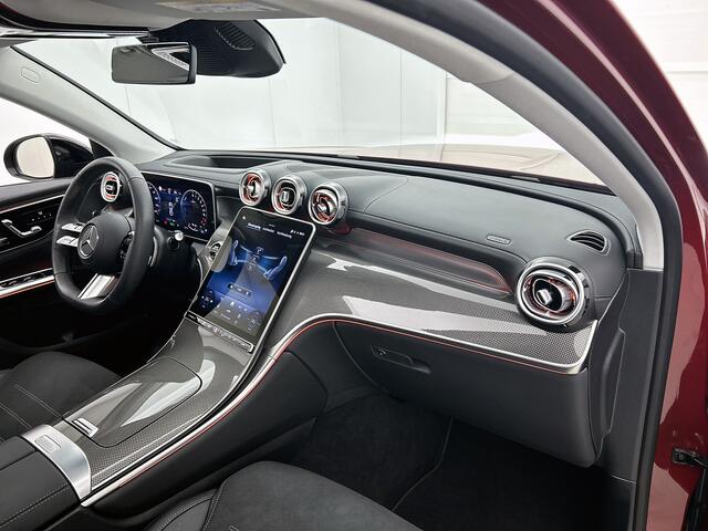 Mercedes-Benz GLC Coup� 300 e 4MATIC AMG Nightpakket | Panoramadak | Trekhaak | Rijassistentiepack / Distronic | 360� Camera | Stuur en Stoelverwarming | Inclusief 