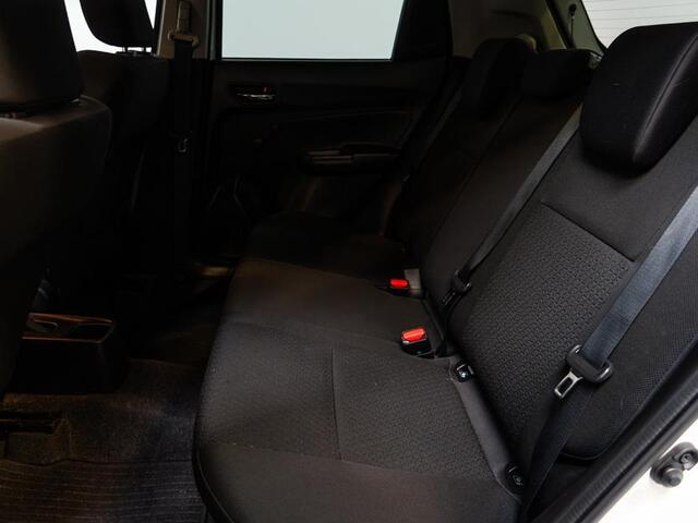 Suzuki Swift 1.2 Select Smart Hybrid | Camera | Stoelverwarming | ACC | 12 Mnd Garantie