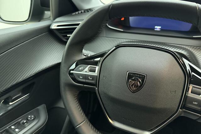 Peugeot 208 1.2 PureTech 100pk Allure | Navigatie | Camera | Climate control | Cruise control | Carplay | DAB | Lichtmetalen velgen | Parkeersensoren