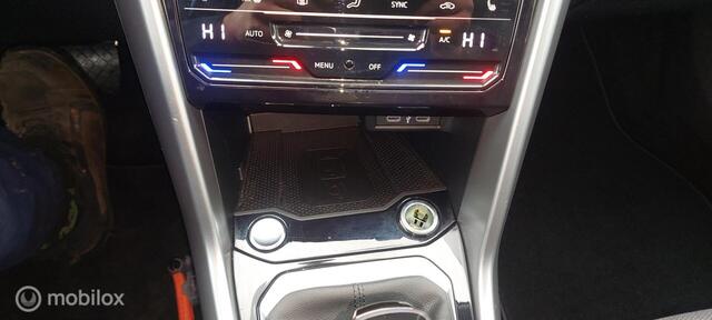 Volkswagen T-ROC 1.5 TSI Life Edition 150pk Automaat