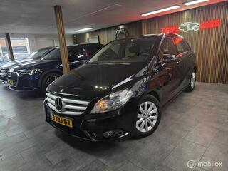 MERCEDES-BENZ B-KLASSE 180 Prestige/ Automaat/ Navigatie