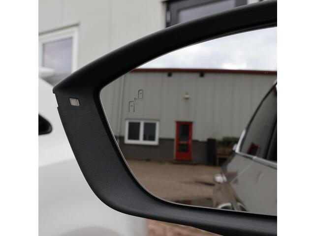 Seat Ateca 1.4 EcoTSI Xcellence Pano/Led/Camera/Alcantara/Navi/DSG