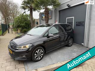 VOLKSWAGEN TOURAN 1.5 TSI Highline AIRCO DSG Automaat BTW Auto
