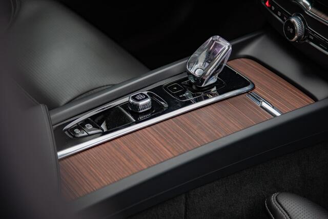 Volvo XC60 2.0 B5 Inscription Panorama|Massage|Bowers Wilkins