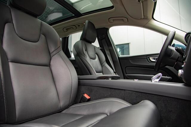 Volvo XC60 2.0 B5 Inscription Panorama|Massage|Bowers Wilkins